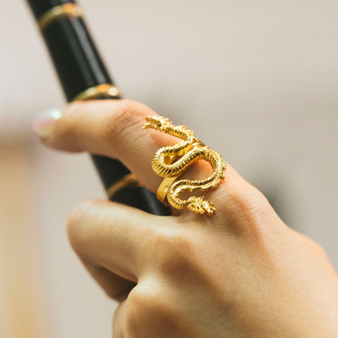 Dragon ring